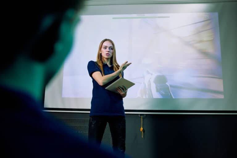Presenting a demo version of a product